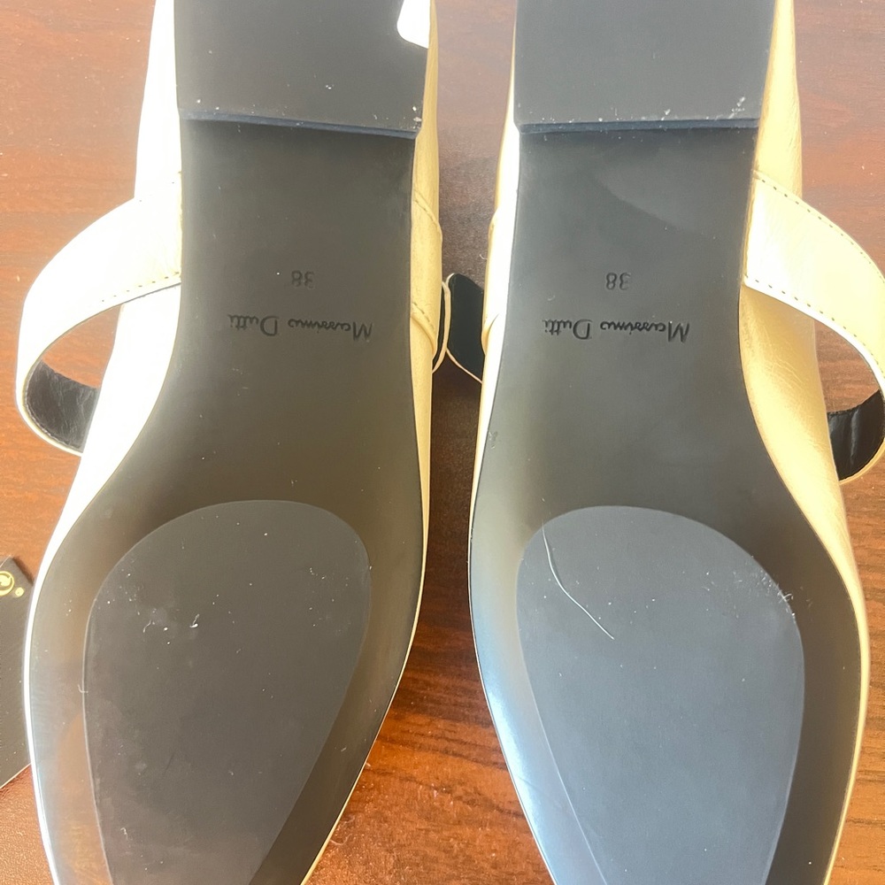 Massimo Dutti Beige Mary Jane Flats - Picture 3 of 3